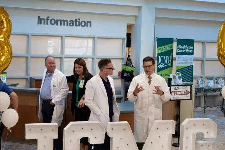 JCMG-30Th Ribbon Cutting IMG 947 Jpg