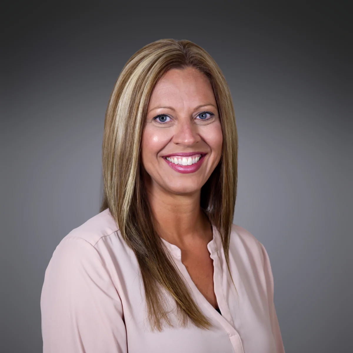 Laura  Allen Photo